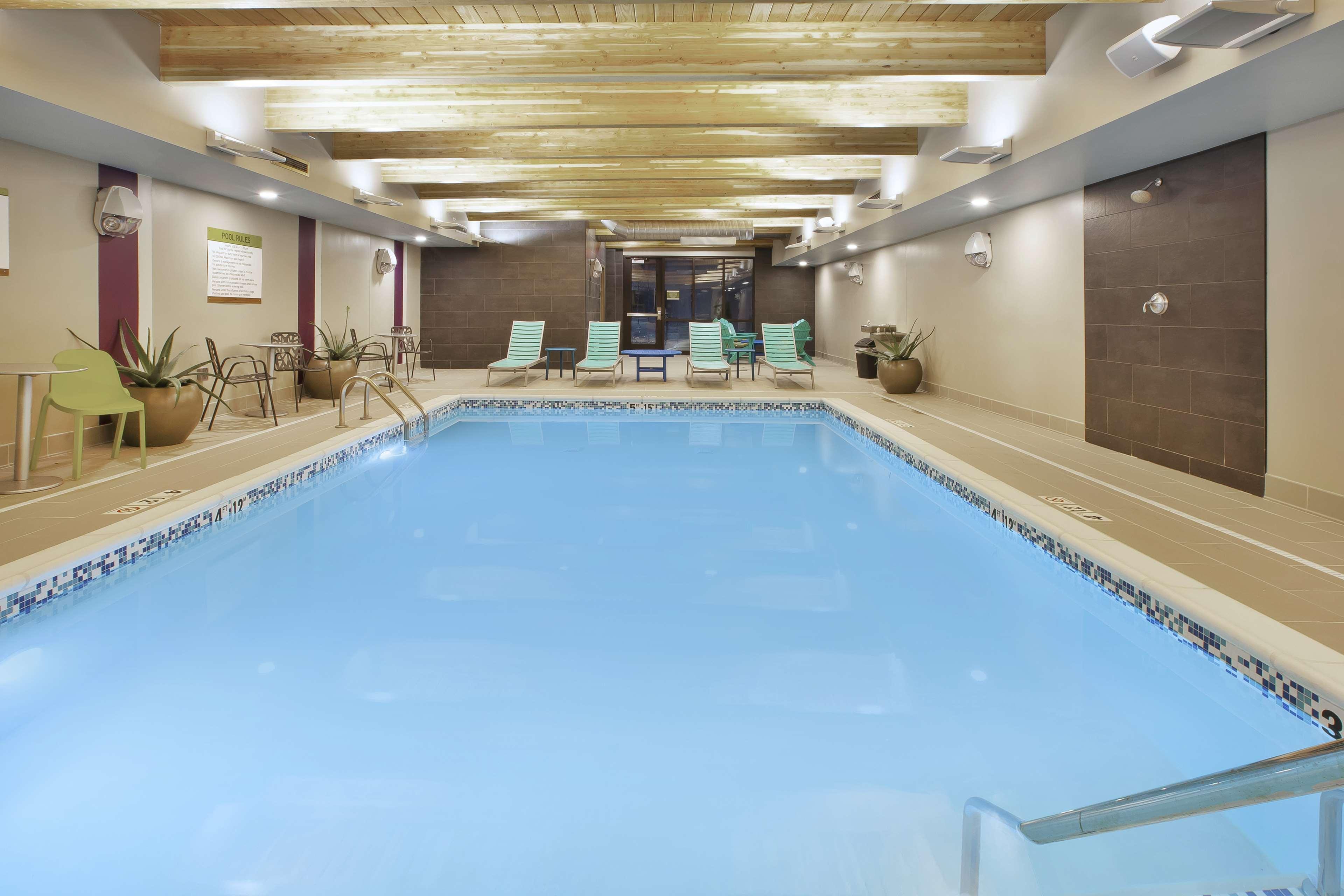 Home2 Suites By Hilton Holland Exterior photo